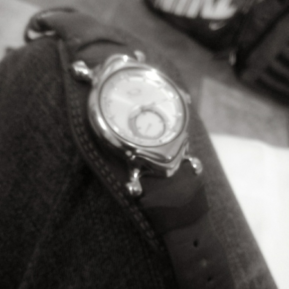 Oakley watch - Picture 7 of 7